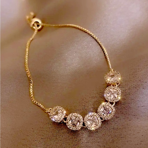 🧡10/$45🧡NEW Gold Rhinestone Adjustable Bracelet - Picture 6 of 7